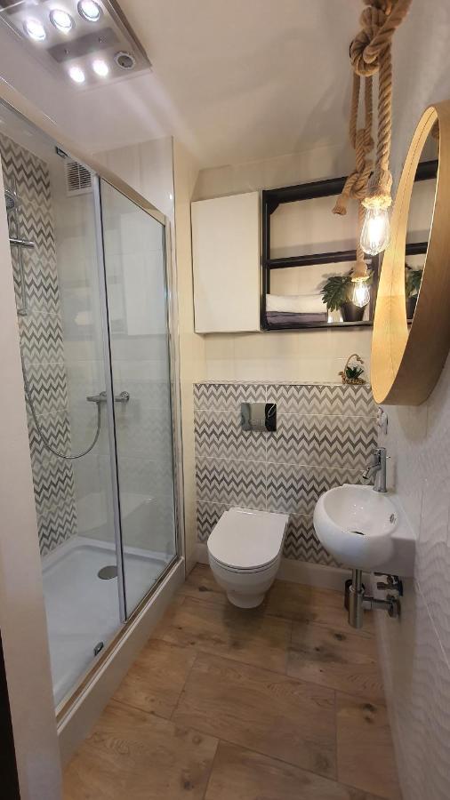 Apartament Dla Pary Stara Szkola Weremowice Eksteriør billede
